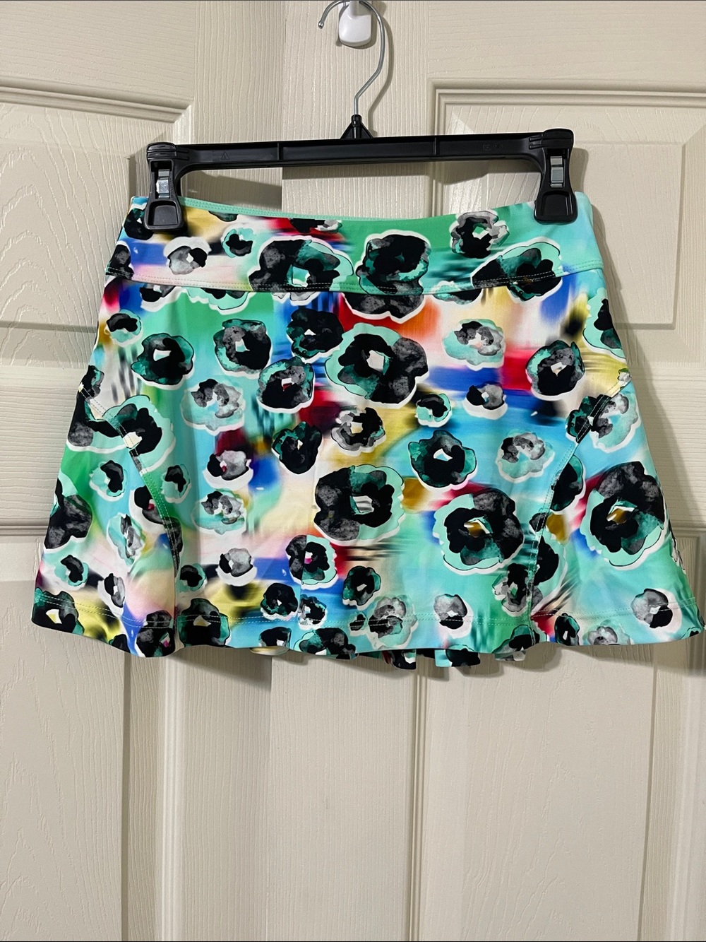 Jerdog Women's multicolor pleated tennis skirt skort. CONT O